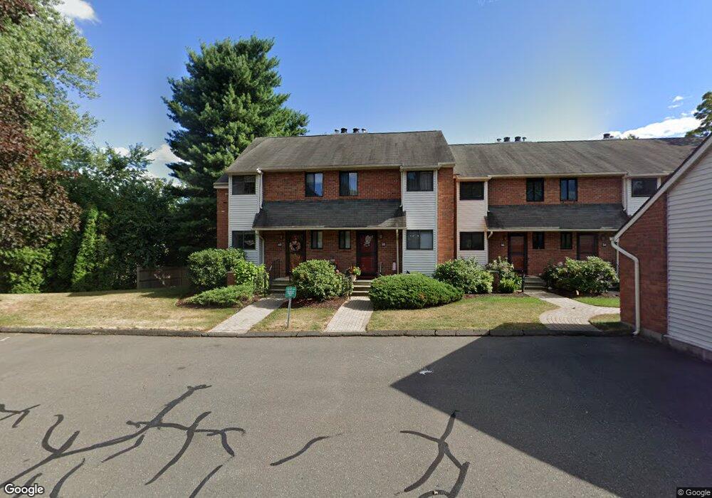 60 Danforth Ln, West Hartford, CT 06110 - photo 1