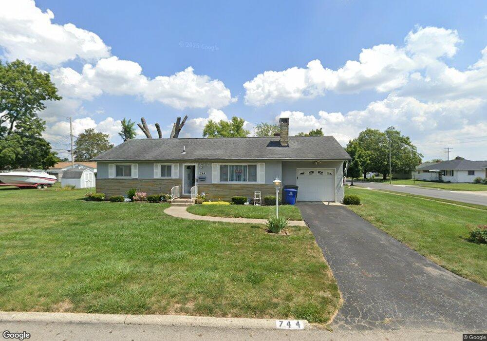 744 Powhatan Ave, Columbus, OH 43204 - photo 1