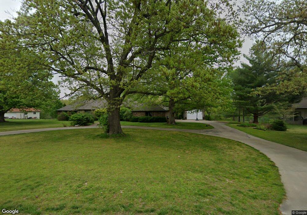 1687 W Riverfork Dr, Nixa, MO 65714 - photo 1