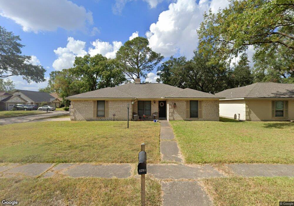 8203 Bayou Forest Dr, Houston, TX 77088 - photo 1