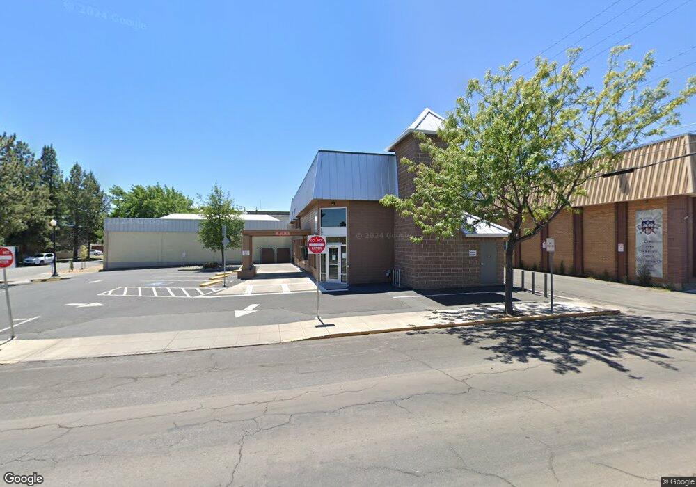 222 S 6th St, Klamath Falls, OR 97601 - photo 1