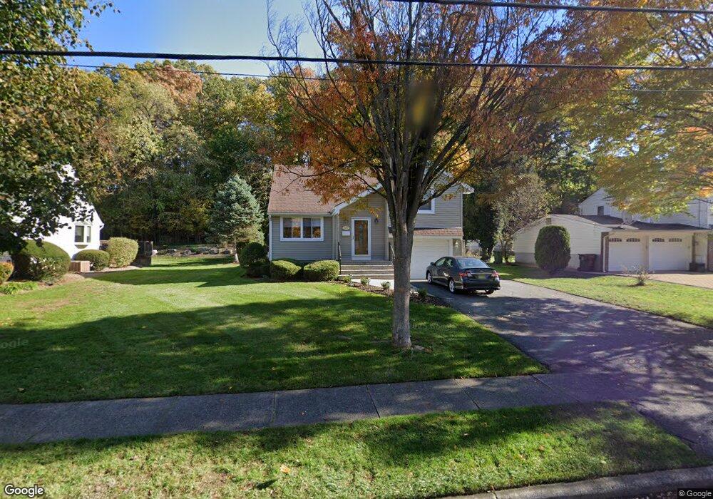 392 Burnet Place, Paramus, NJ 07652 - photo 1