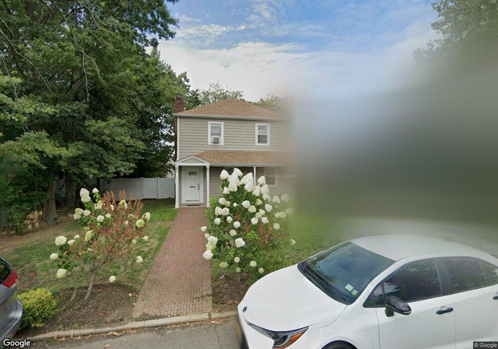 31 Adele Rd, Cedarhurst, NY 11516 - photo 1