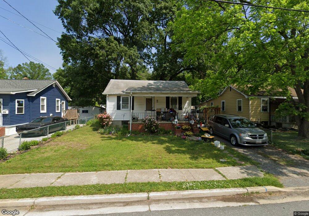 920 Renfrew St, Essex, MD 21221 - photo 1