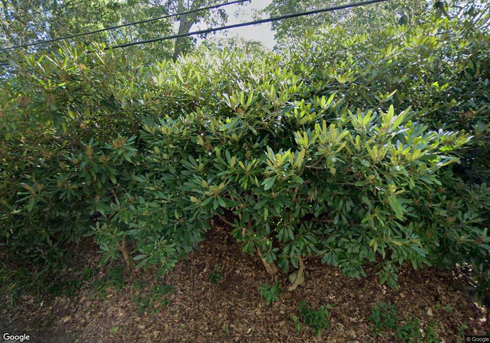 11 Brooks Rd, Falmouth, MA 2543 - photo 1