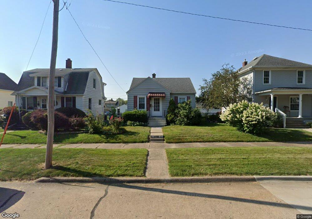 420 22nd Ave, Moline, IL 61265 - photo 1