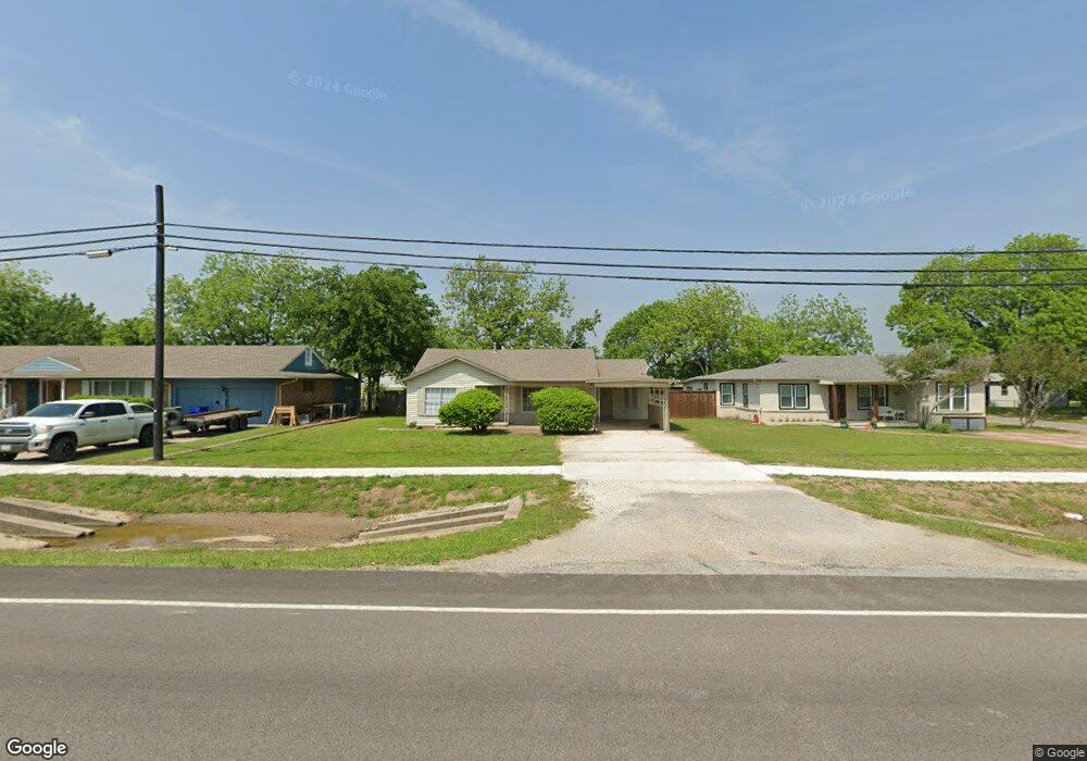 715 N Union St, Whitesboro, TX 76273 - photo 1