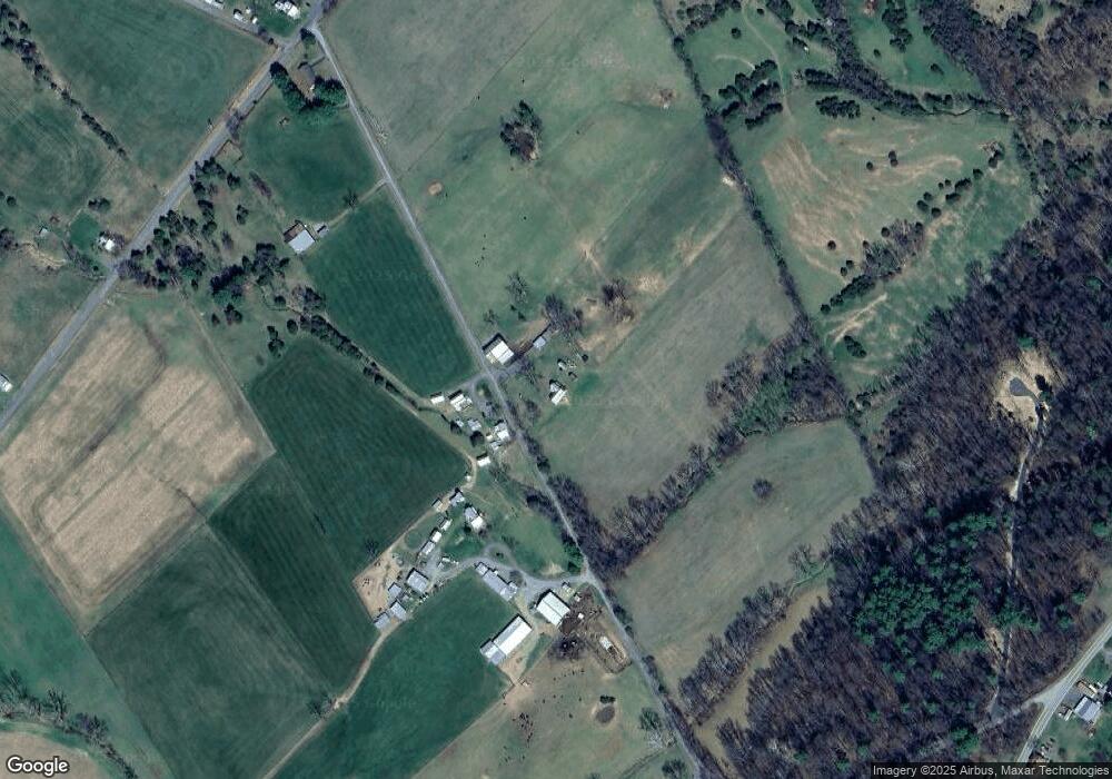 229 Oak Ridge Rd, Edinburg, VA 22824 - photo 1