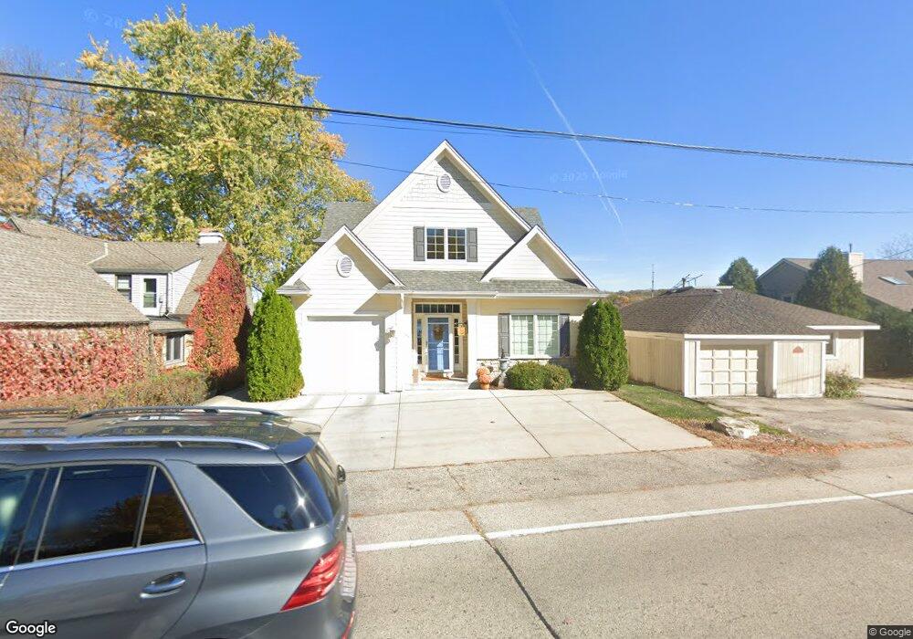 1557 Milwaukee St, Delafield, WI 53018 - photo 1