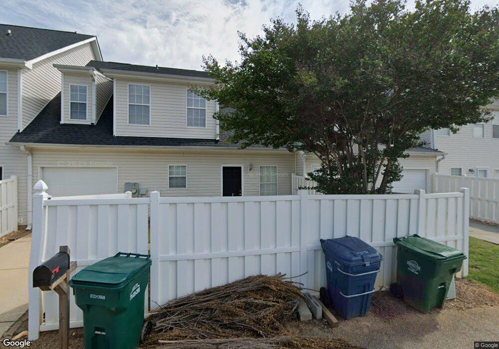 391 Mill Pond Crossing unit B2, Carrollton, GA 30116 - photo 1