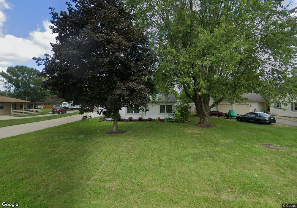 3301 Mccullough Ln, Columbus, IN 47203 - photo 1