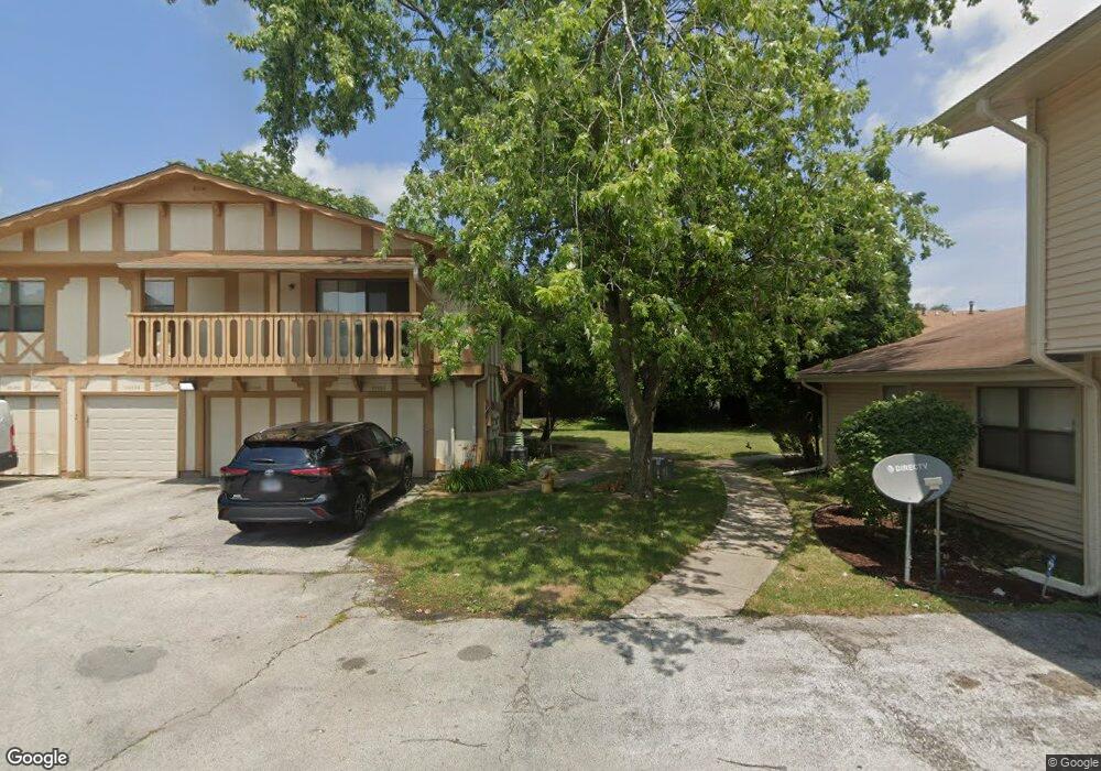 19126 Pine Dr unit 118, Country Club Hills, IL 60478 - photo 1