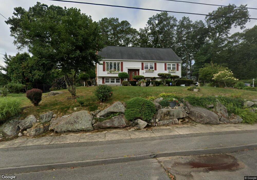 22 Kimberly Ln, Randolph, MA 02368 - photo 1