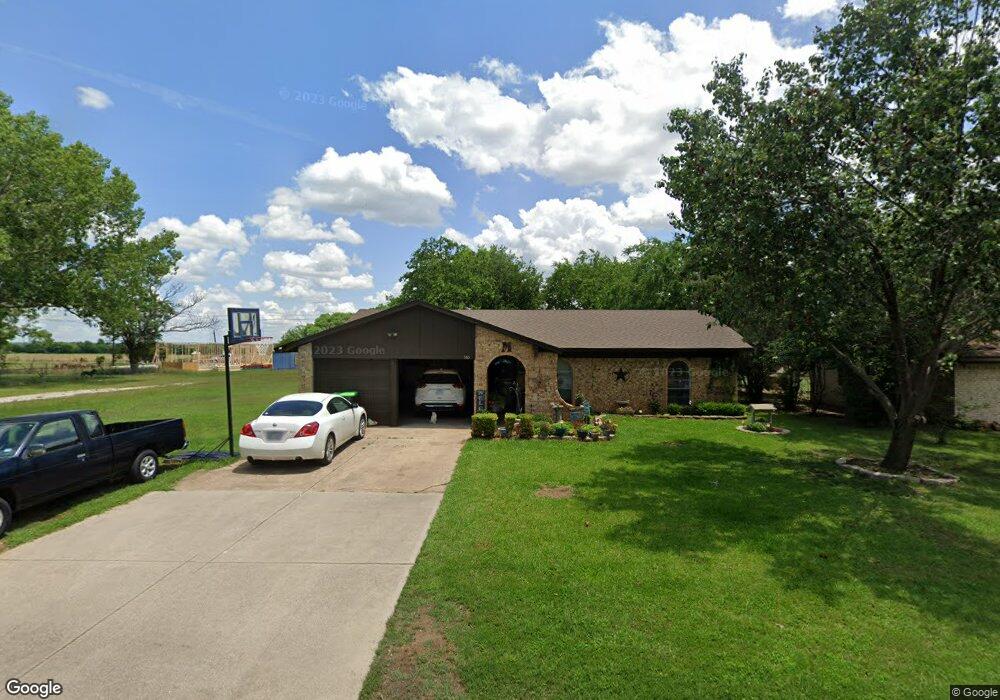 565 S Hitt St, Boyd, TX 76023 - photo 1
