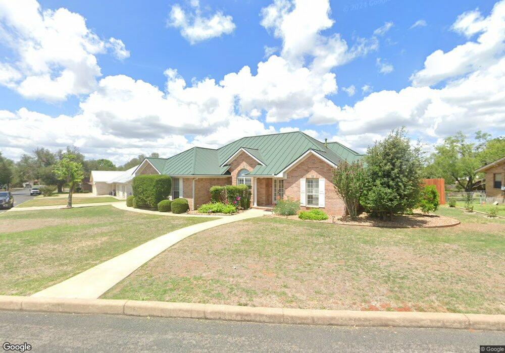 1008 Avenue C unit 4, Fredericksburg, TX 78624 - photo 1