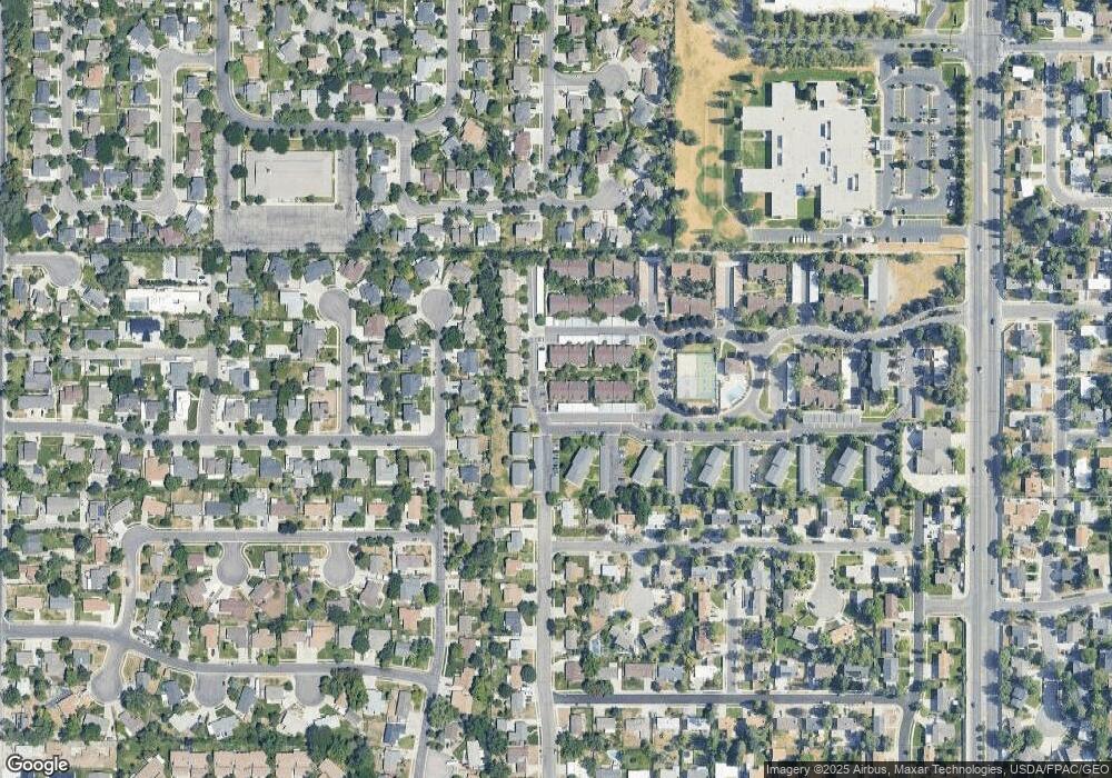 8152 S Cottonwood Hills Cir, Sandy, UT 84094 - photo 1