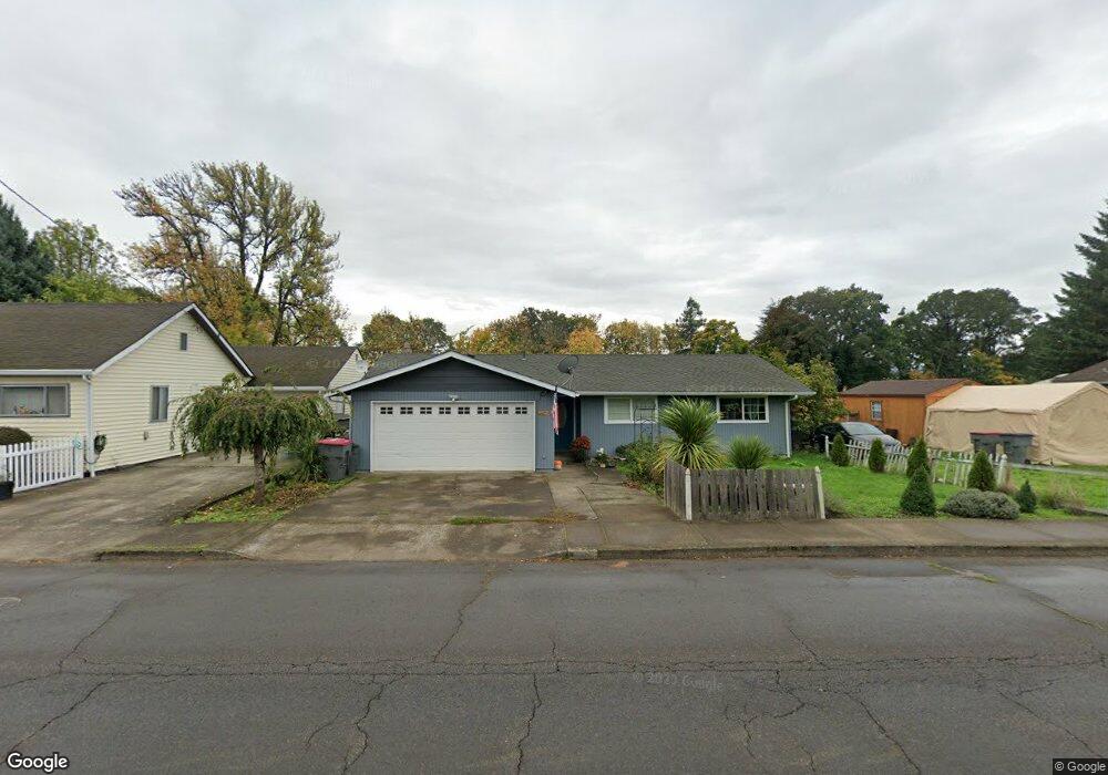 712 E Main St unit 1, Sheridan, OR 97378 - photo 1