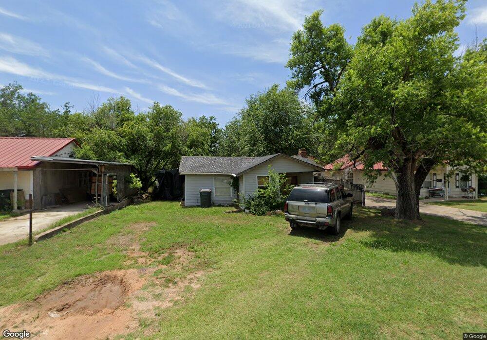 810 W Peach Ave, Duncan, OK 73533 - photo 1