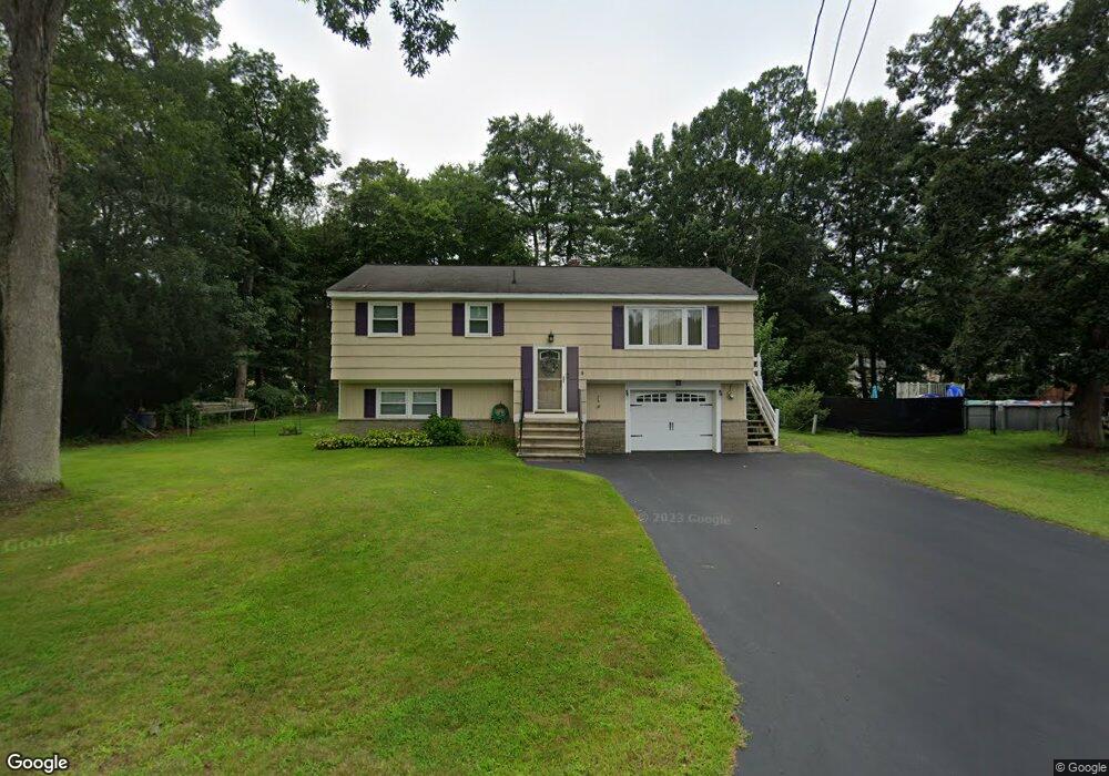 4 Poplar Rd, Salem, NH 03079 - photo 1