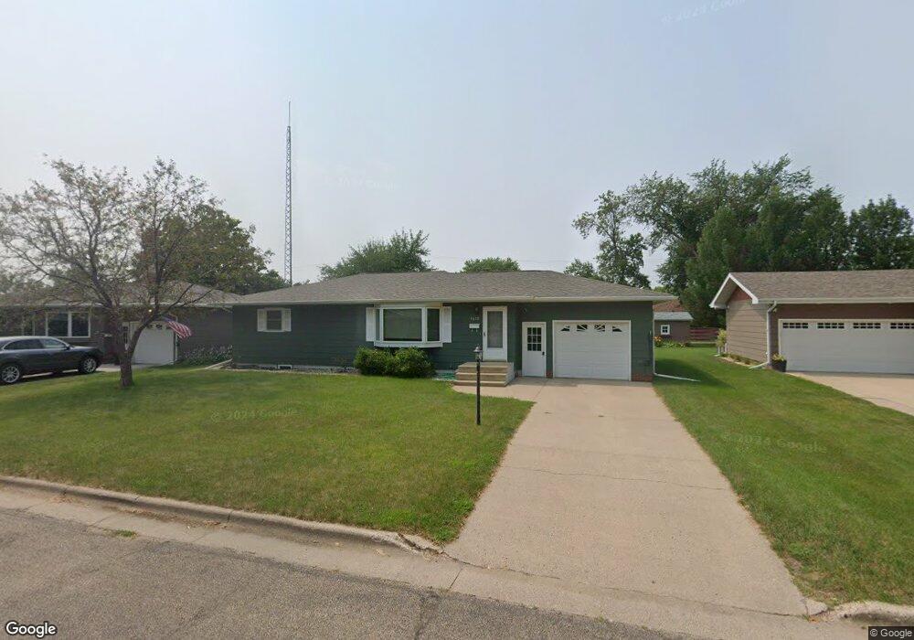 1419 5 1 2 Ave NE, Jamestown, ND 58401 - photo 1