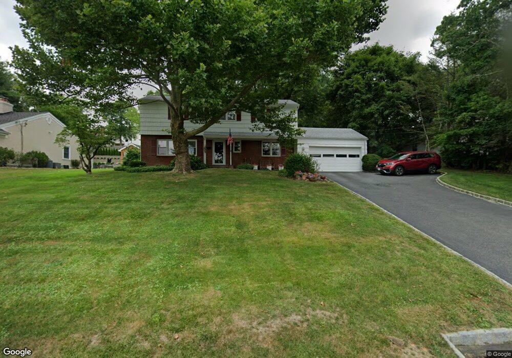 118 Philip Place, Hawthorne, NY 10532 - photo 1