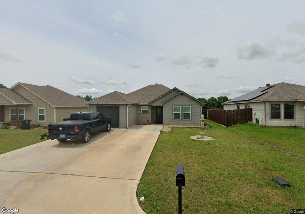 313 Blakney St, Cleburne, TX 76031 - photo 1