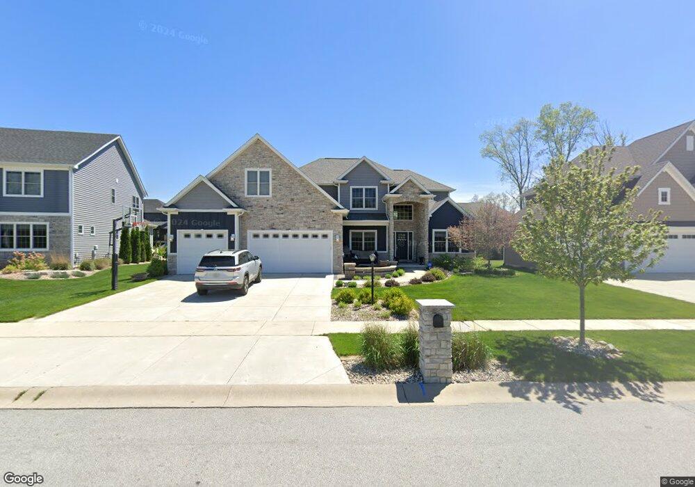 927 Schilling Dr, Crown Point, IN 46307 - photo 1