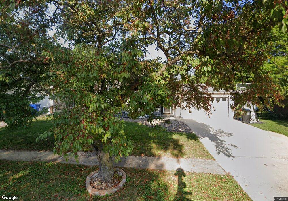 2413 3rd St, Moline, IL 61265 - photo 1