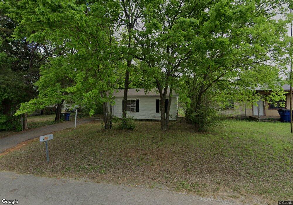 506 W Ash Ave, Duncan, OK 73533 - photo 1