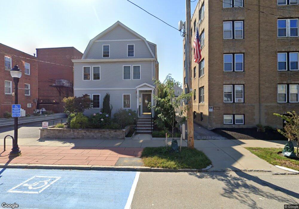 220 Massachusetts Ave unit 2, Arlington, MA 02474 - photo 1