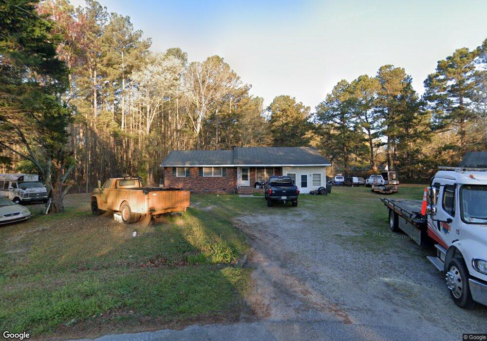 500 Raymond Cir, Laurinburg, NC 28352 - photo 1