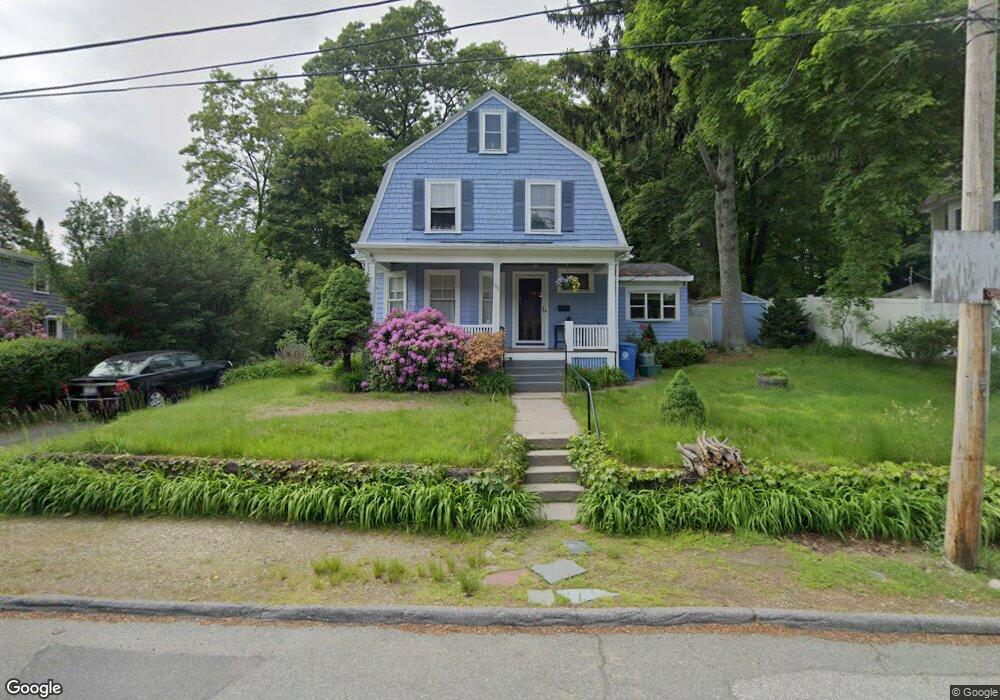 103 Myrtle Ave, Wakefield, MA 01880 - photo 1