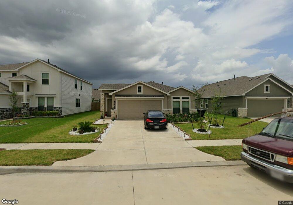 10131 Basil Beebalm Trail unit 2713313-43227, Magnolia, TX 77354 - photo 1