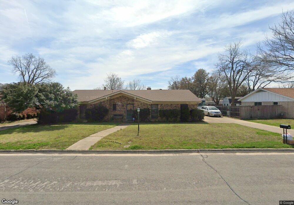 449 W Pleasantview Dr, Hurst, TX 76054 - photo 1