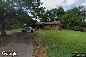 612 E Bissell St, Hugo, OK 74743