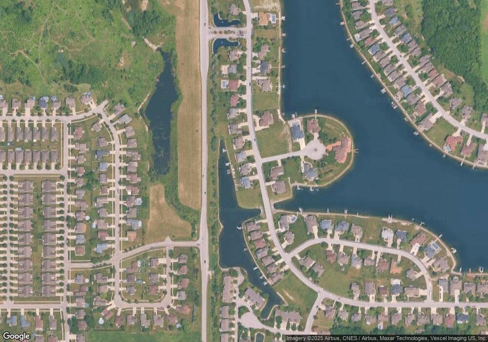 10340 Doubletree Dr S, Crown Point, IN 46307 - photo 1