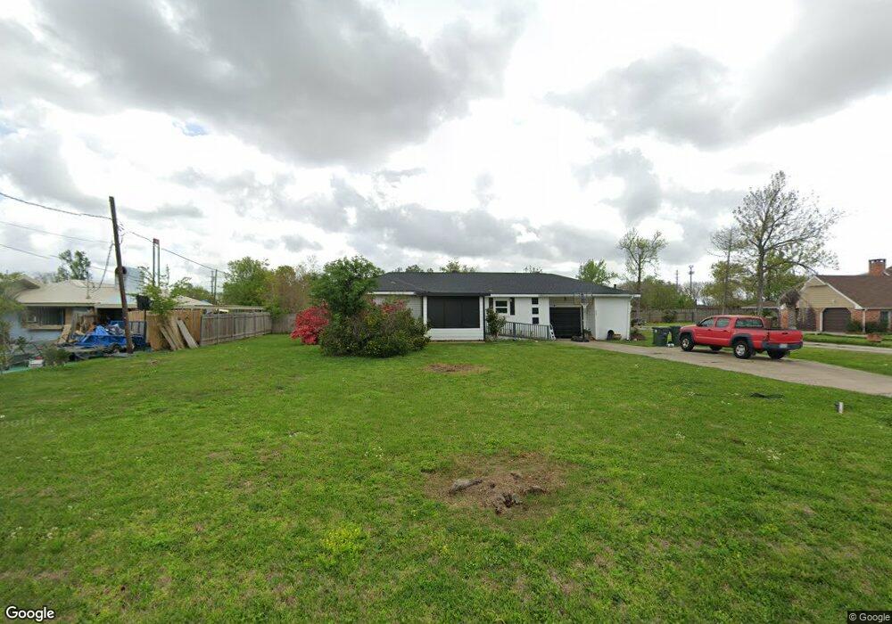 823 Holly St, Lake Charles, LA 70601 - photo 1