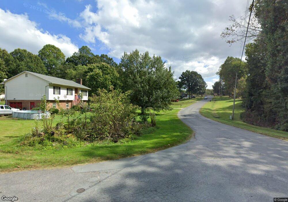 68 Sparrow Rd unit 68, Statesville, NC 28625 - photo 1