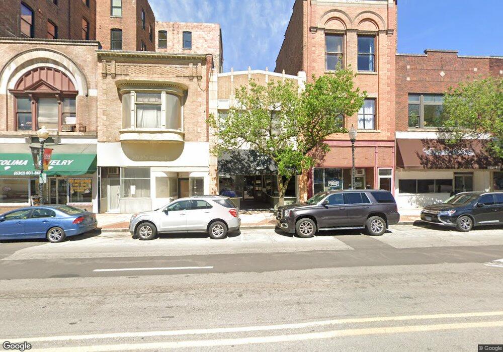 8 N Broadway, Aurora, IL 60505 - photo 1