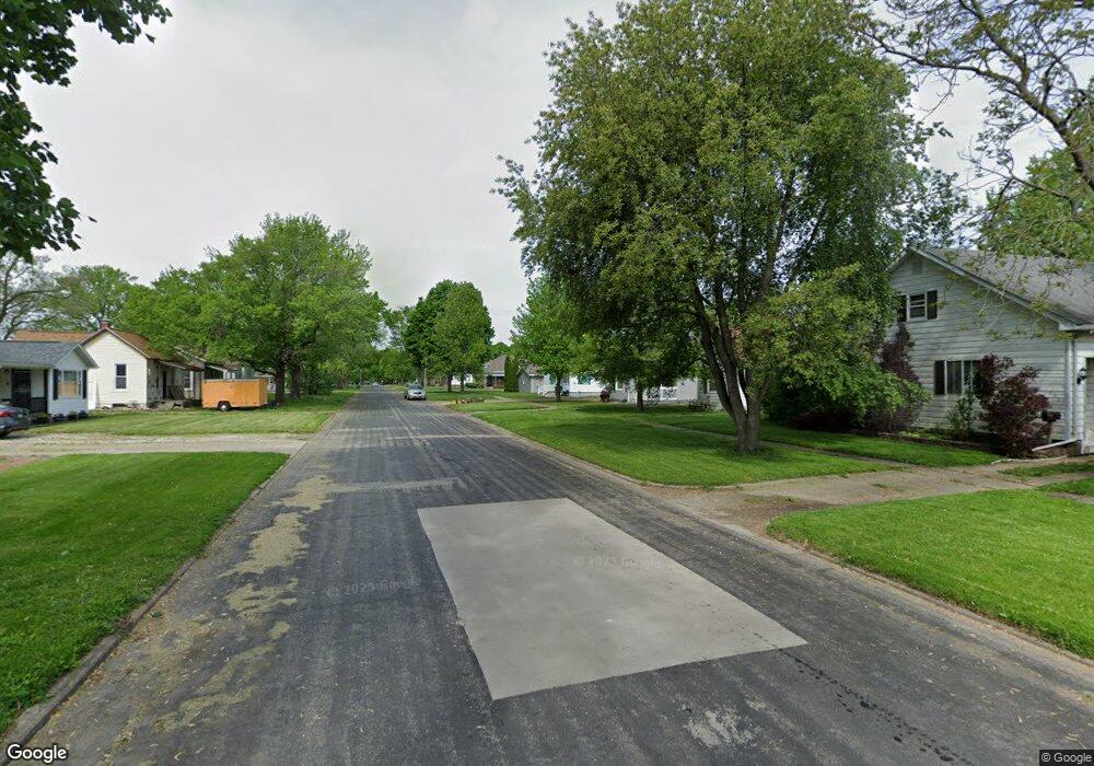 2416 Moultrie Ave, Mattoon, IL 61938 - photo 1