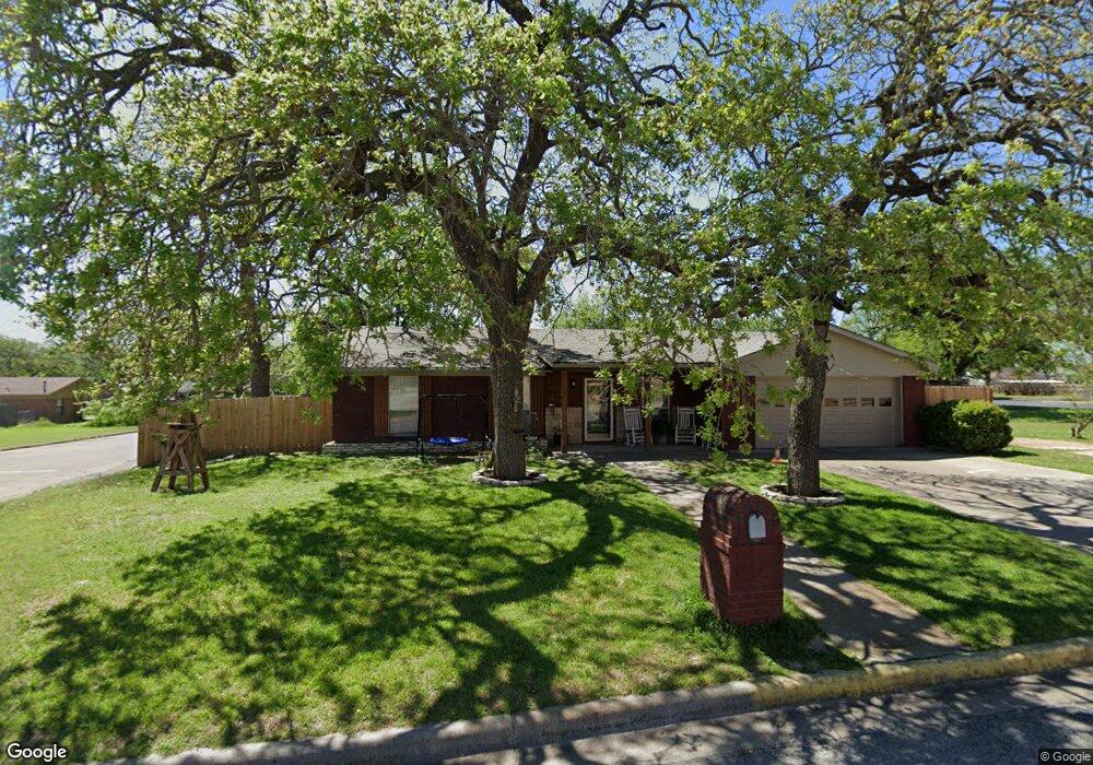 208 Edna St, Weatherford, TX 76086 - photo 1