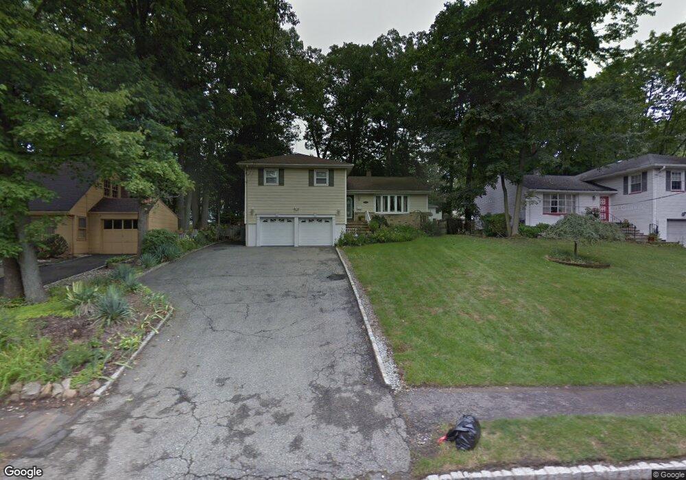 94 N Livingston Ave, Livingston, NJ 07039 - photo 1