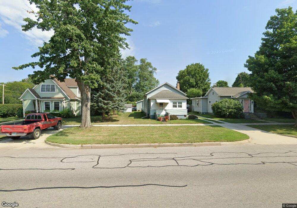 409 W Michigan St, New Carlisle, IN 46552 - photo 1