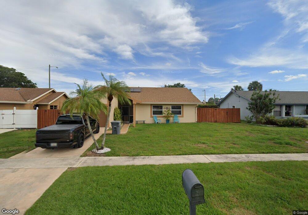 9163 Bedford Dr, Boca Raton, FL 33434 - photo 1