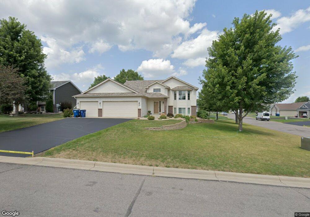 1025 Strawberry Ln, Sauk Rapids, MN 56379 - photo 1