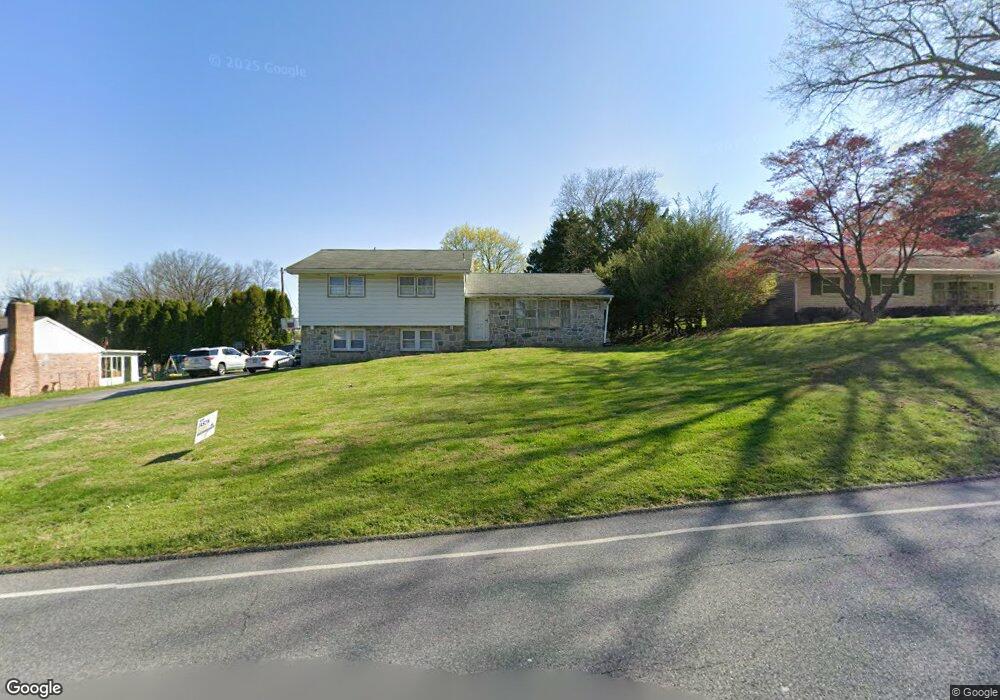 3039 Leiszs Bridge Rd, Reading, PA 19605 - photo 1