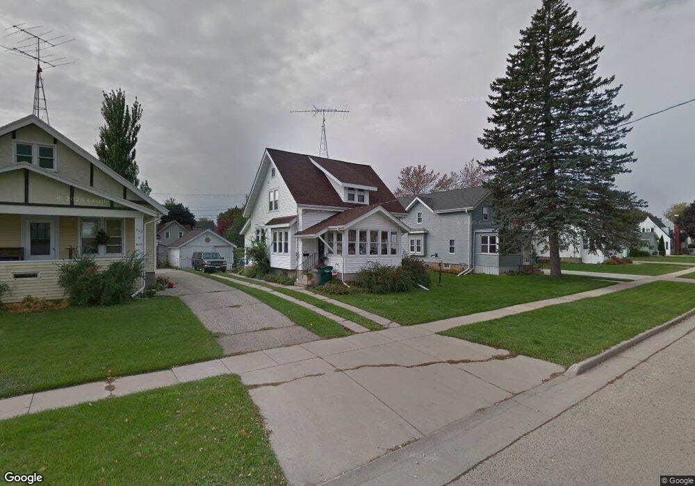 231 W Franklin St, Waupun, WI 53963 - photo 1