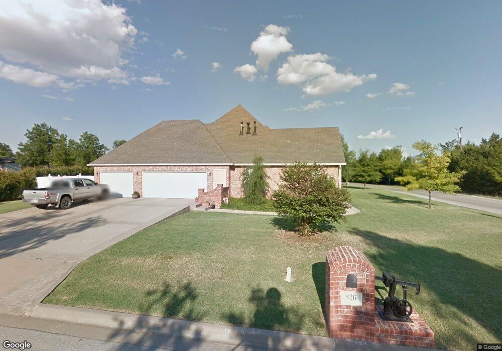826 Forest Ln, Ardmore, OK 73401 - photo 1
