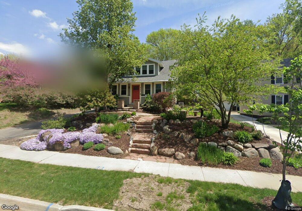 929 37th St, Des Moines, IA 50312 - photo 1