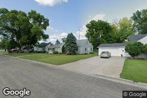 308 1st St E, Chokio, MN 56221